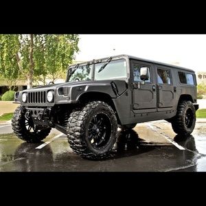 Meet your Posher, Louis